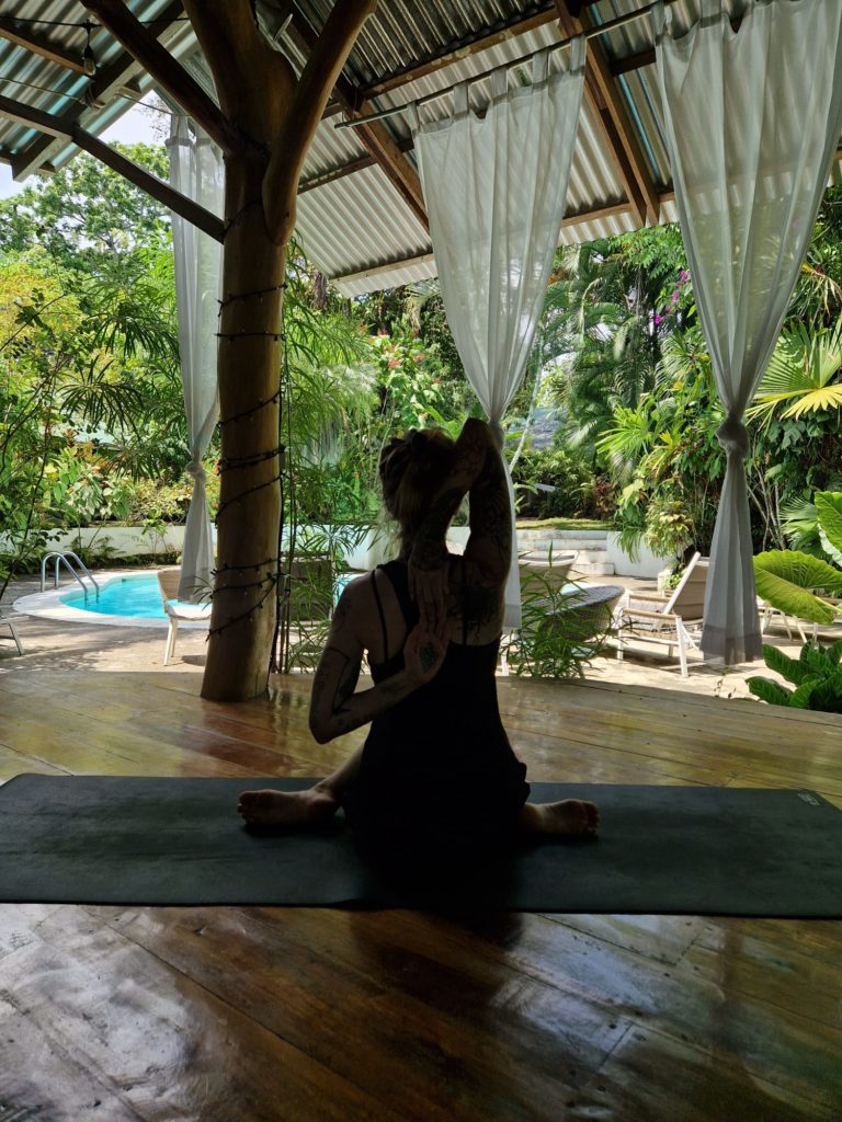 Jessica Nadyka Yoga Costa Rica